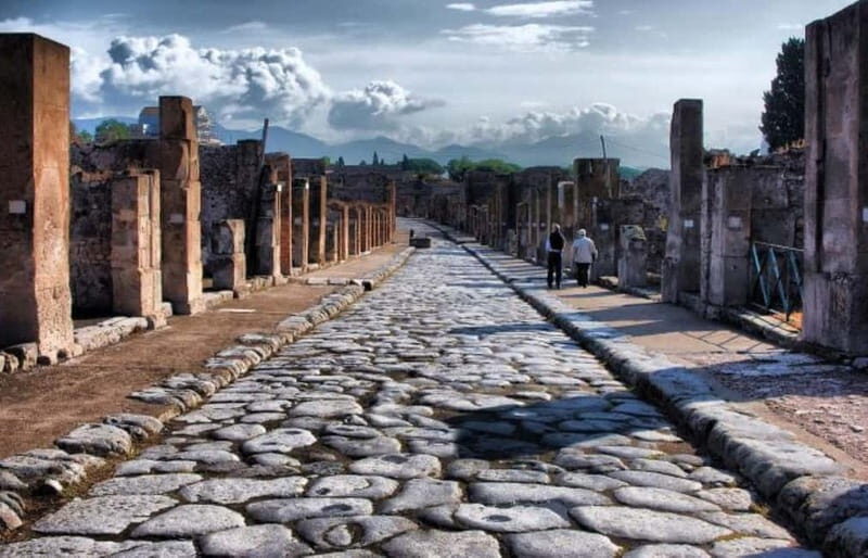 Naples: Pompeii, Mt.Vesuvius and Wine Tasting:  Deluxe Tour - Cost and Value