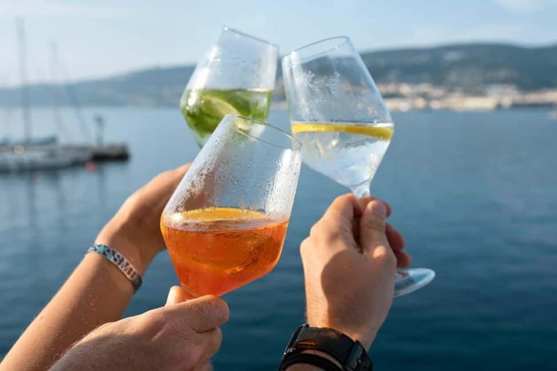 Naples Posillipo: Sunset Dinghy Tour with Aperitif and Bathing - The Return Journey and Nighttime Views