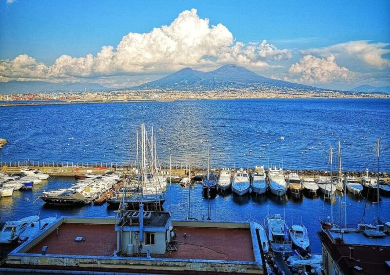 naples-private-city-tour-with-castel-santelmo-and-churches