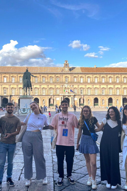 naples-private-family-mythology-treasure-hunt-w-food-stops