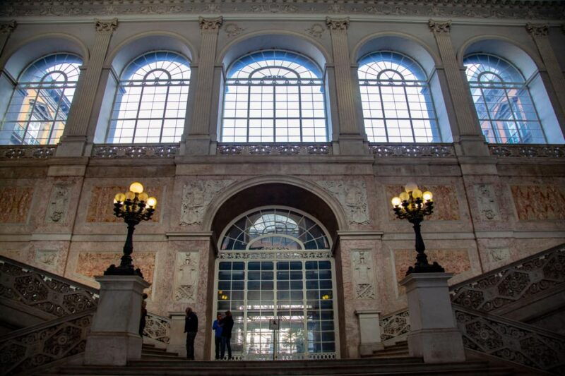 naples-royal-palace-and-spanish-quarter-guided-tour