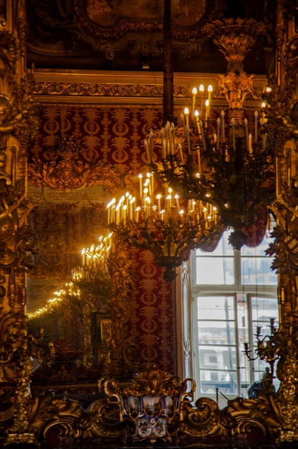 naples-royal-palace-and-spanish-quarter-guided-tour