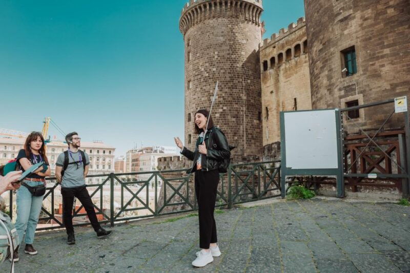 naples-royal-palace-and-spanish-quarters-small-group-tour