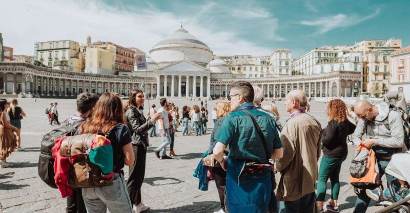 naples-royal-palace-and-spanish-quarters-small-group-tour