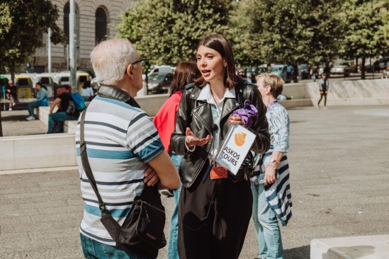 naples-royal-palace-and-spanish-quarters-small-group-tour