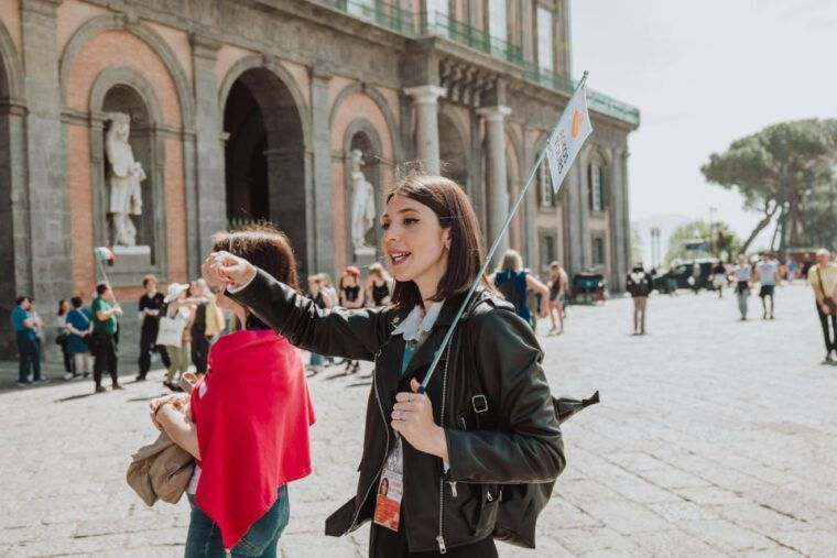 naples-royal-palace-and-spanish-quarters-small-group-tour