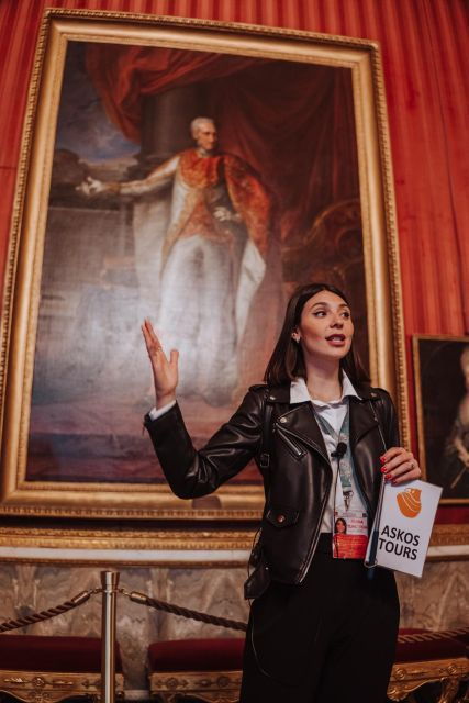 naples-royal-palace-and-spanish-quarters-small-group-tour