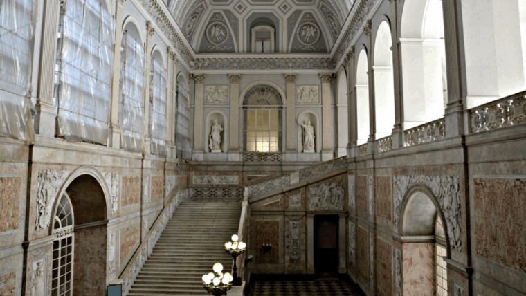 naples-royal-palace-entry-ticket-with-digital-audio-guide