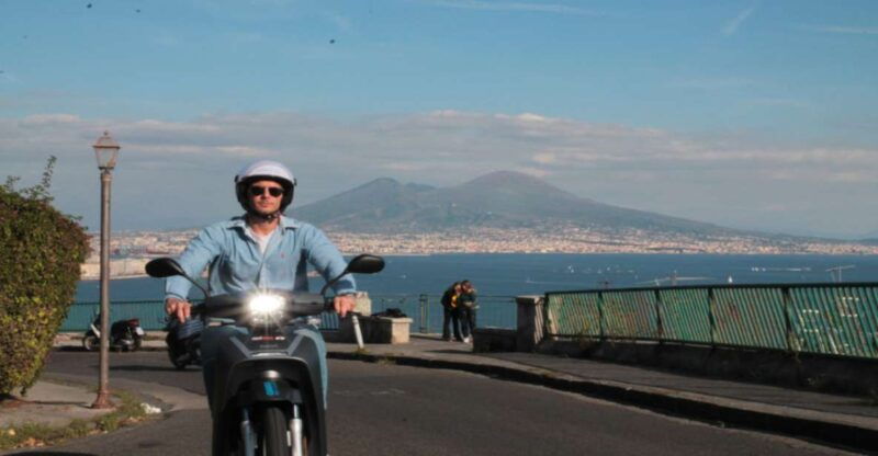 naples-scooter-motorbike-rental-airport-hotel-delivery