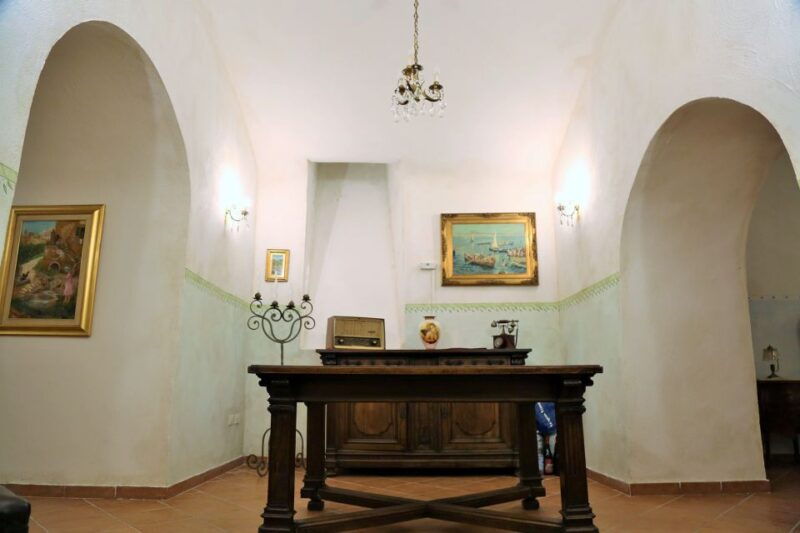 naples-show-of-traditional-songs-and-dances-with-tasting