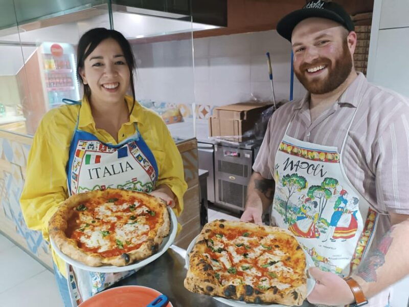 naples-small-group-pizza-making-with-drink-included