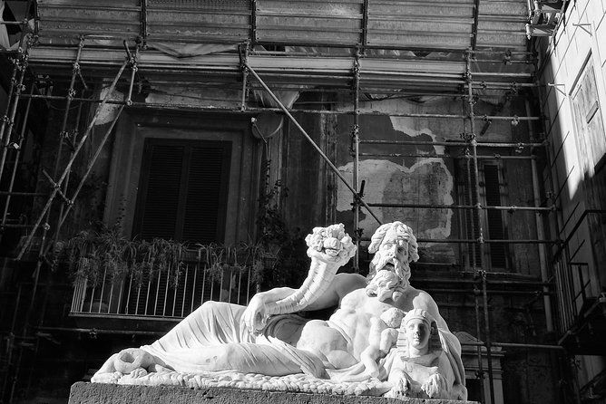 naples-small-group-walking-tour-unveiling-legends-and-history