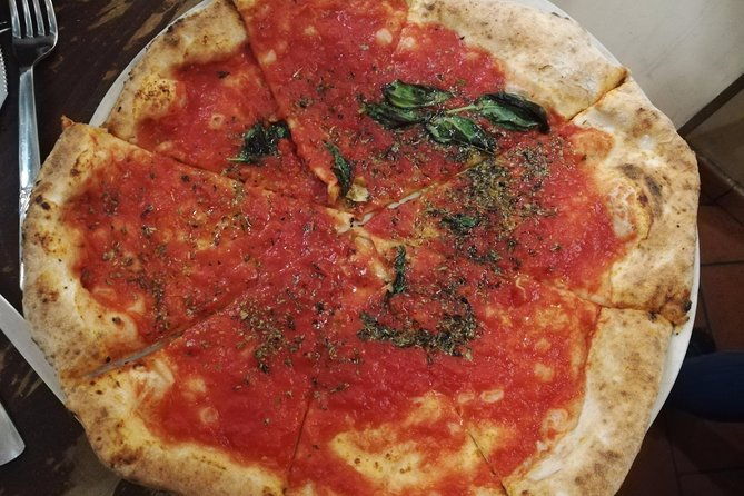 naples-street-food-and-sightseeing-tour-with-local-expert