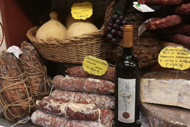 naples-street-food-tour-with-foodie-guide-around-historical-center