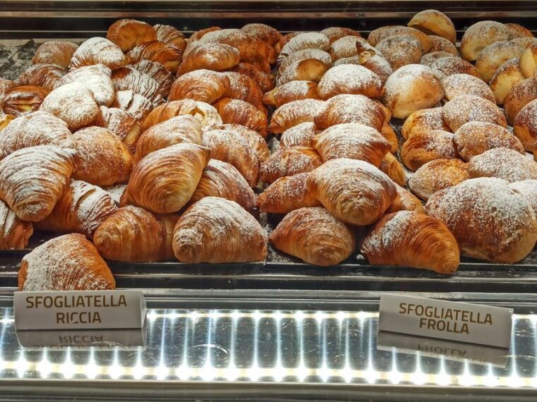 naples-street-food-walking-tour-with-local-guide