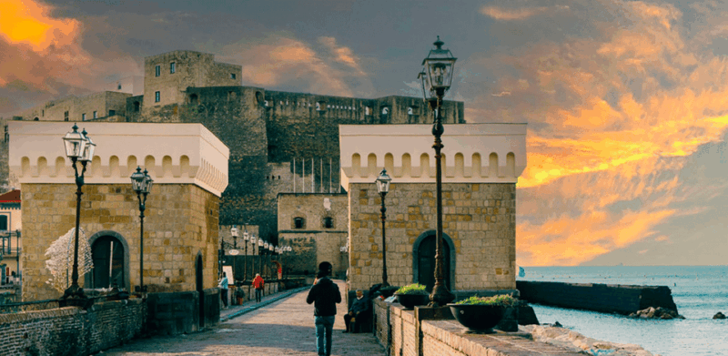 naples-sunrise-gulf-tour-with-typical-breakfast-by-the-sea
