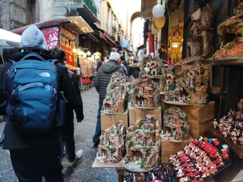 naples-the-magic-of-christmas-and-nativity-scenes