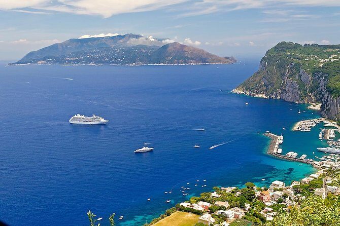 Naples to Capri Private Boat Excursion - Exploring Capri from the Water