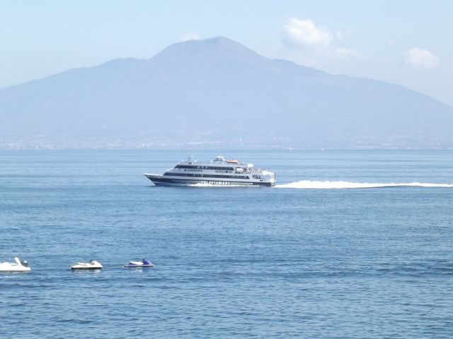 naples-to-ischia-one-way-transfer