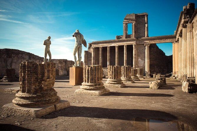 Naples to Positano/Sorrento Transfer via Pompeii (or Vice Versa) - What to Expect from the Transfer Service  