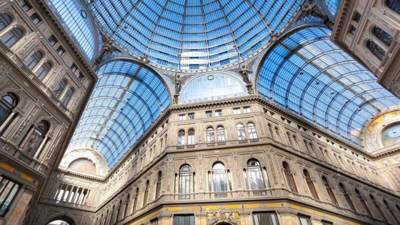 naples-tour-between-maschio-angioino-and-plebiscito-square