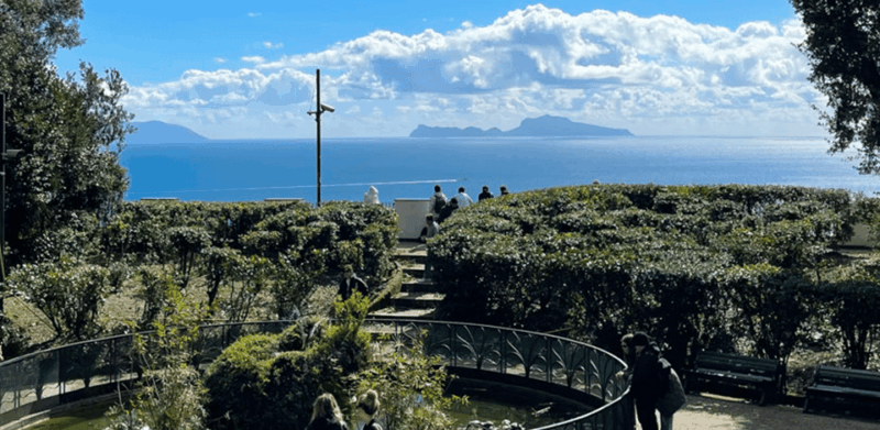 naples-tour-in-vomero-and-chiaia-with-funicular-railway
