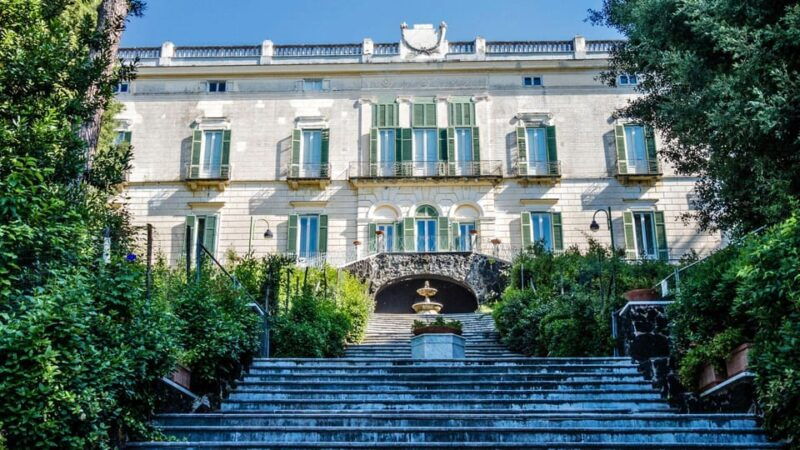 naples-tour-in-vomero-and-chiaia-with-funicular-railway