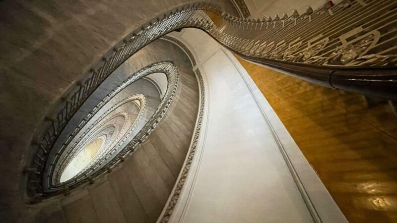 naples-tour-in-vomero-and-chiaia-with-funicular-railway