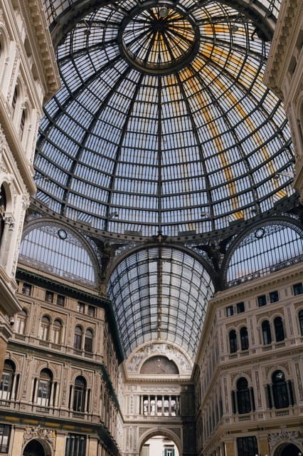 naples-tour-with-pizza-and-sfogliatella-tasting