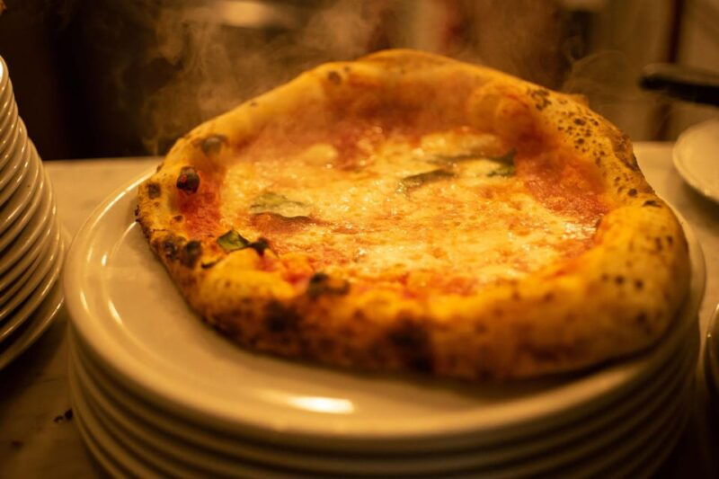 naples-ultimate-food-tour-with-pizza-local-specialties