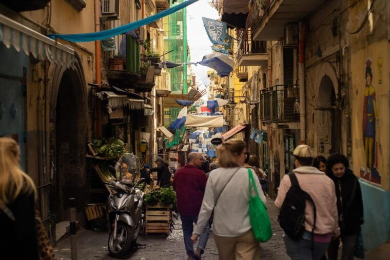 naples-ultimate-food-tour-with-pizza-local-specialties