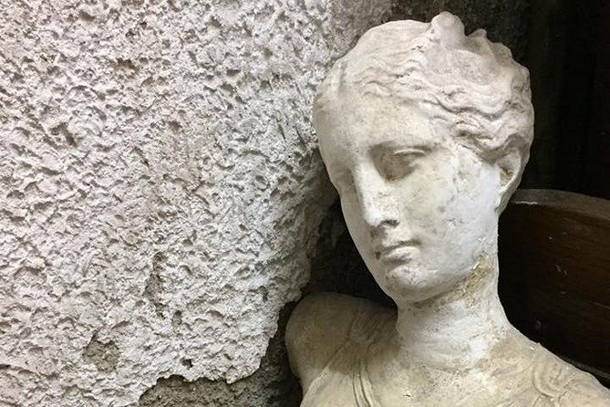 naples-underground-spanish-quarters-with-guide