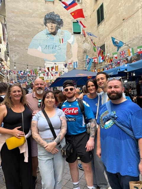 naples-walk-in-the-footsteps-of-diego-maradona-with-a-local