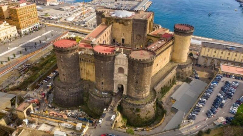 naples-walk-through-the-citys-alleys-with-local-guide
