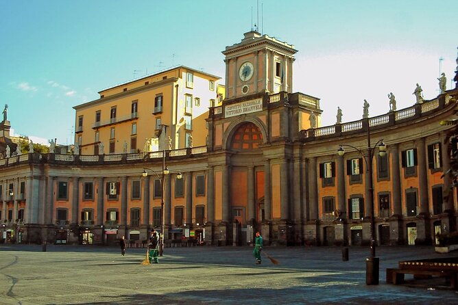naples-walking-tour-neapolis-buried