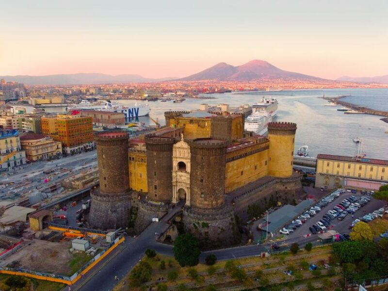 napoli-walking-tour-of-naples-with-local-tour-guide