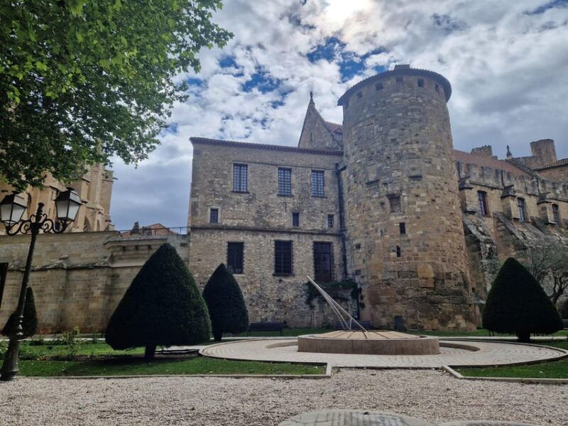 narbonne-visit-the-archbishops-palace-and-cathedral