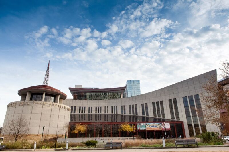 Nashville: Country Music Hall of Fame and Museum - The Experience of the Exhibits