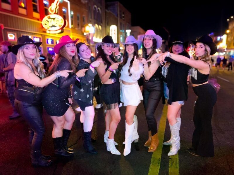 Nashville: Exclusive Entry and Special Offers VIP Bar Crawl - The Experience: What to Expect from Nashvilles VIP Bar Crawl