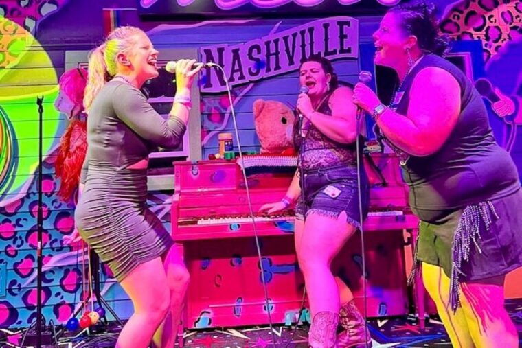 nashville-exclusive-entry-and-special-offers-vip-bar-crawl