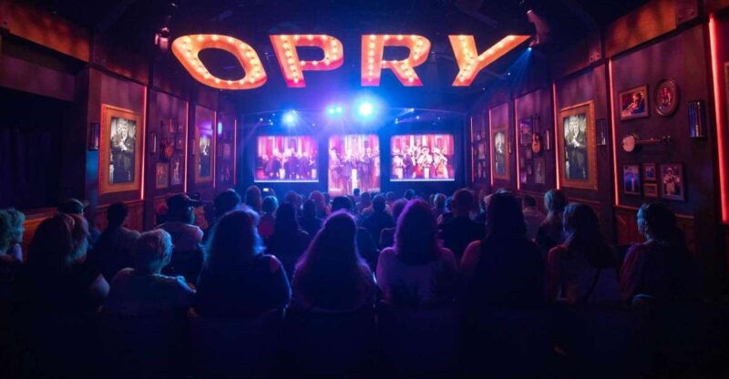 nashville-grand-ole-opry-backstage-tour