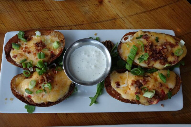 nashville-guided-foodie-walking-tour-with-tastings
