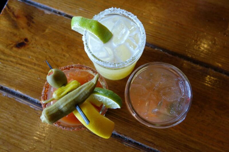 nashville-guided-foodie-walking-tour-with-tastings