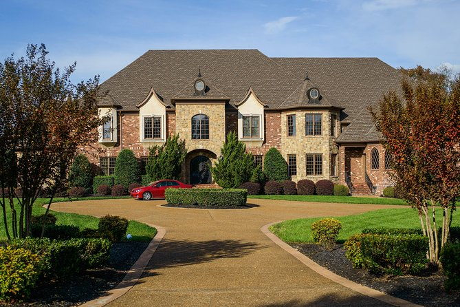 nashville-homes-of-the-stars-narrated-bus-tour-with-30-celebrity-homes