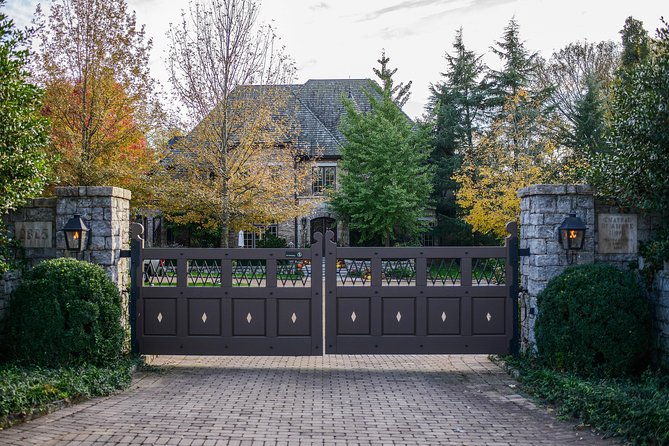 nashville-homes-of-the-stars-narrated-bus-tour-with-30-celebrity-homes