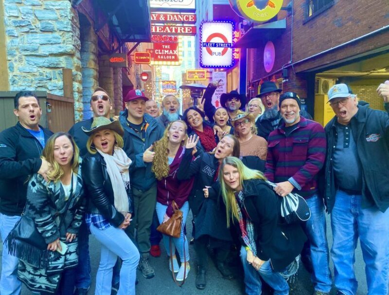 Nashville: Music City Pub Crawl - The Guides: Knowledge, Humor, and Local Lore
