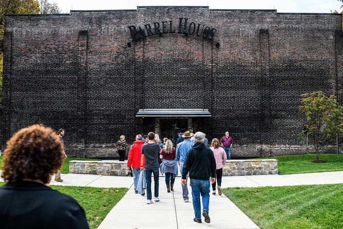 nashville-to-jack-daniels-distillery-bus-tour-whiskey-tastings