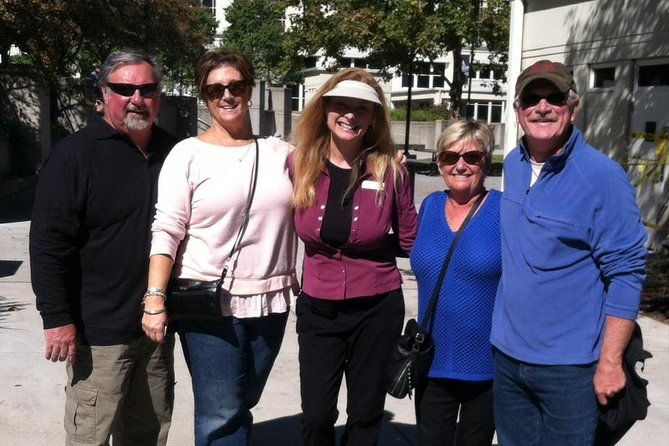 nashvilles-famous-footsteps-guided-walking-tour