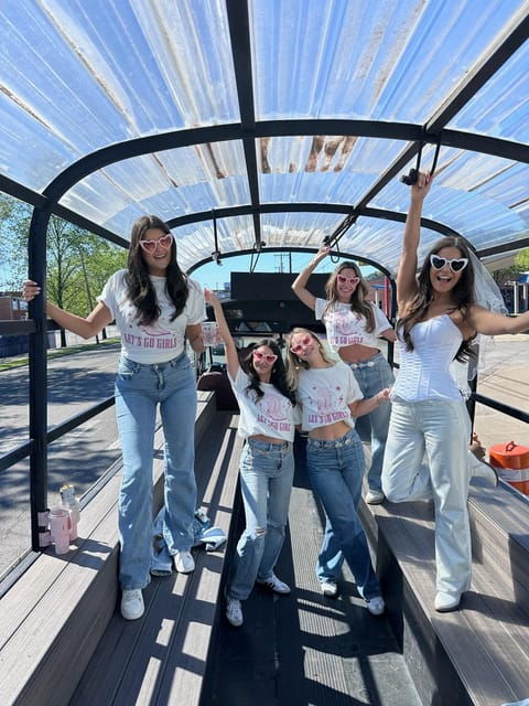 nashvilles-roofless-party-bus-tour-yeehaw-party-bus