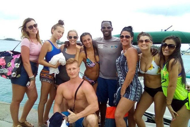 nassau-bahamas-private-boat-charter-to-rose-island